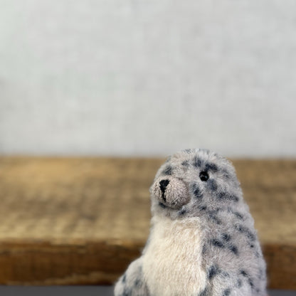 Jellycat Nauticool Spotty Seal - Tiny Fluffy Grey Seal Soft Beanie Pocket Pal #2
