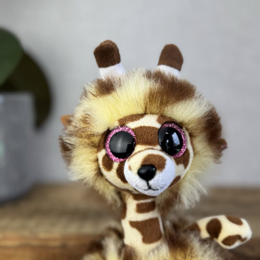 TY Beanie Boo Collectable Gertie Giraffe - Fluffy Big Eye Sparkly Giraffe NWOT