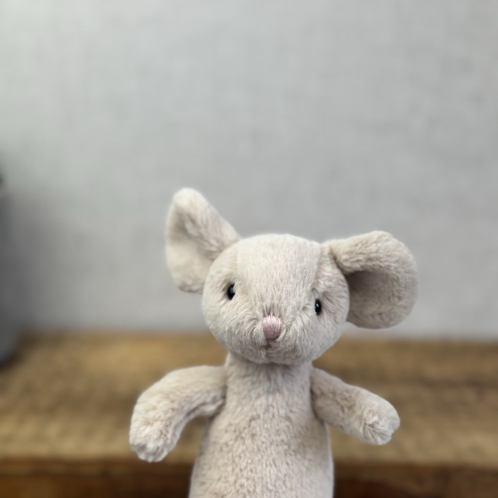 Jellycat Pipsy Mouse New With Tags Beige Small Beanie Plush Mouse Retired 5”