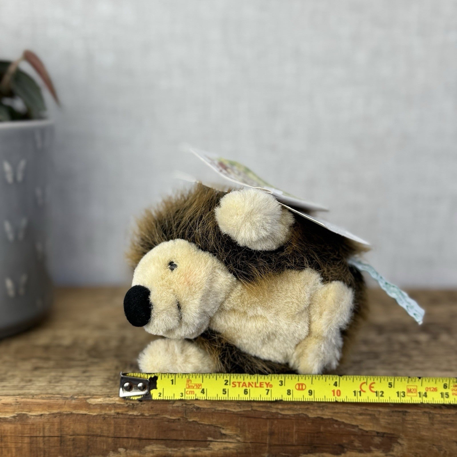 Russ Berrie - Hedghogs Of Leafy Lane - Mini Hedghog Vintage Plush With Tags New