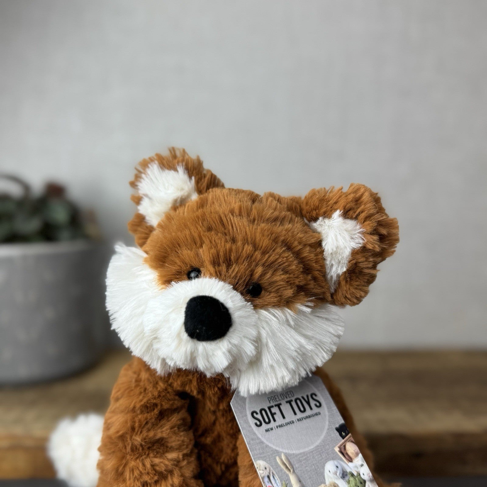 Jellycat Medium Fuddlewuddle Fox - Textured Sitting Fox Wild Soft Toy Beanie 8"