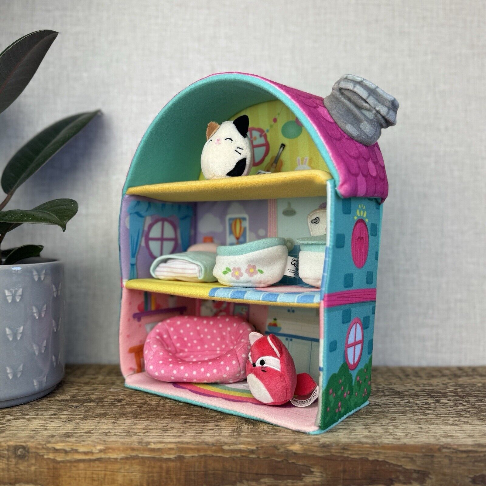 Squishmallow Squishville Fifi's Cottage - Squishville Play Set - Full Set Toy