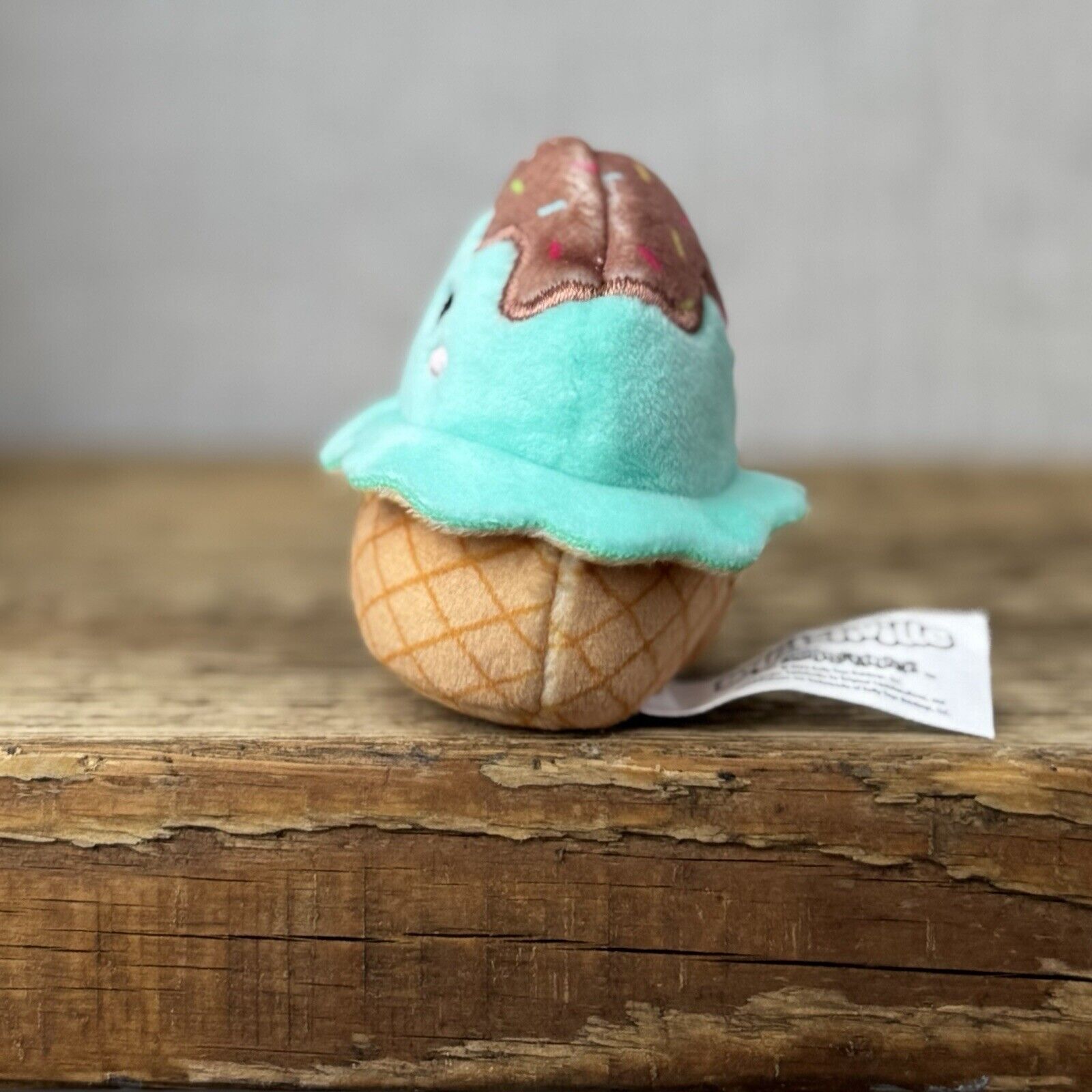 Squishmallow Squishville - Whats Cookin' Squad - Maya Sundae - Ice Cream 2"