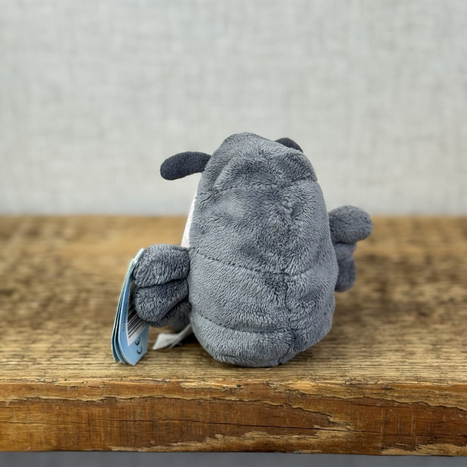 Blue Nose Friends Shelter Woodlouse Mini Bug Collectible Carte Blanche #101