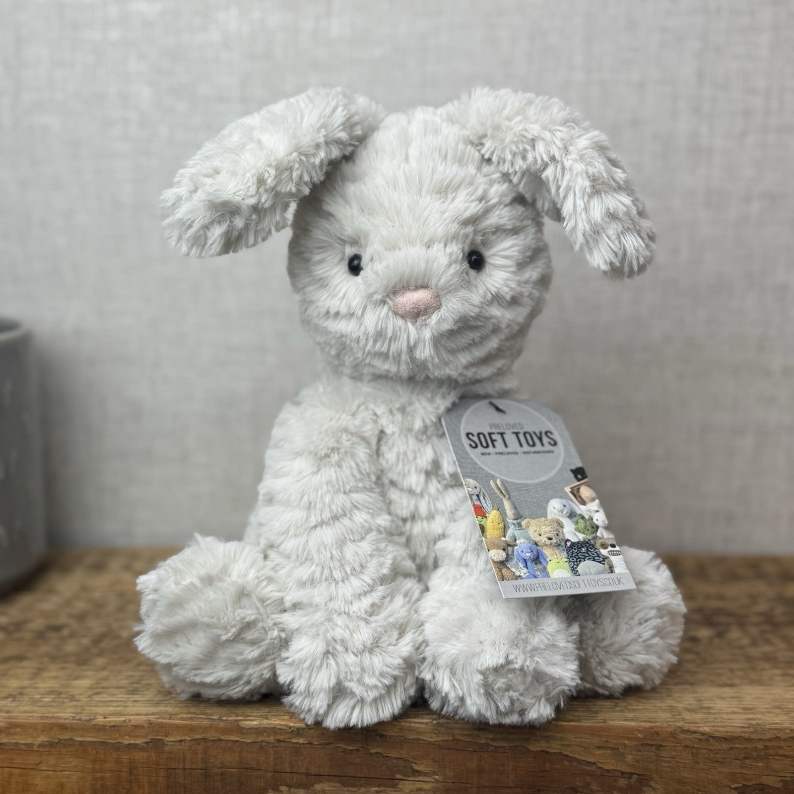 Jellycat Medium Fuddlewuddle Grey Bunny Rabbit - Texture Sitting Bunny 9” Rare