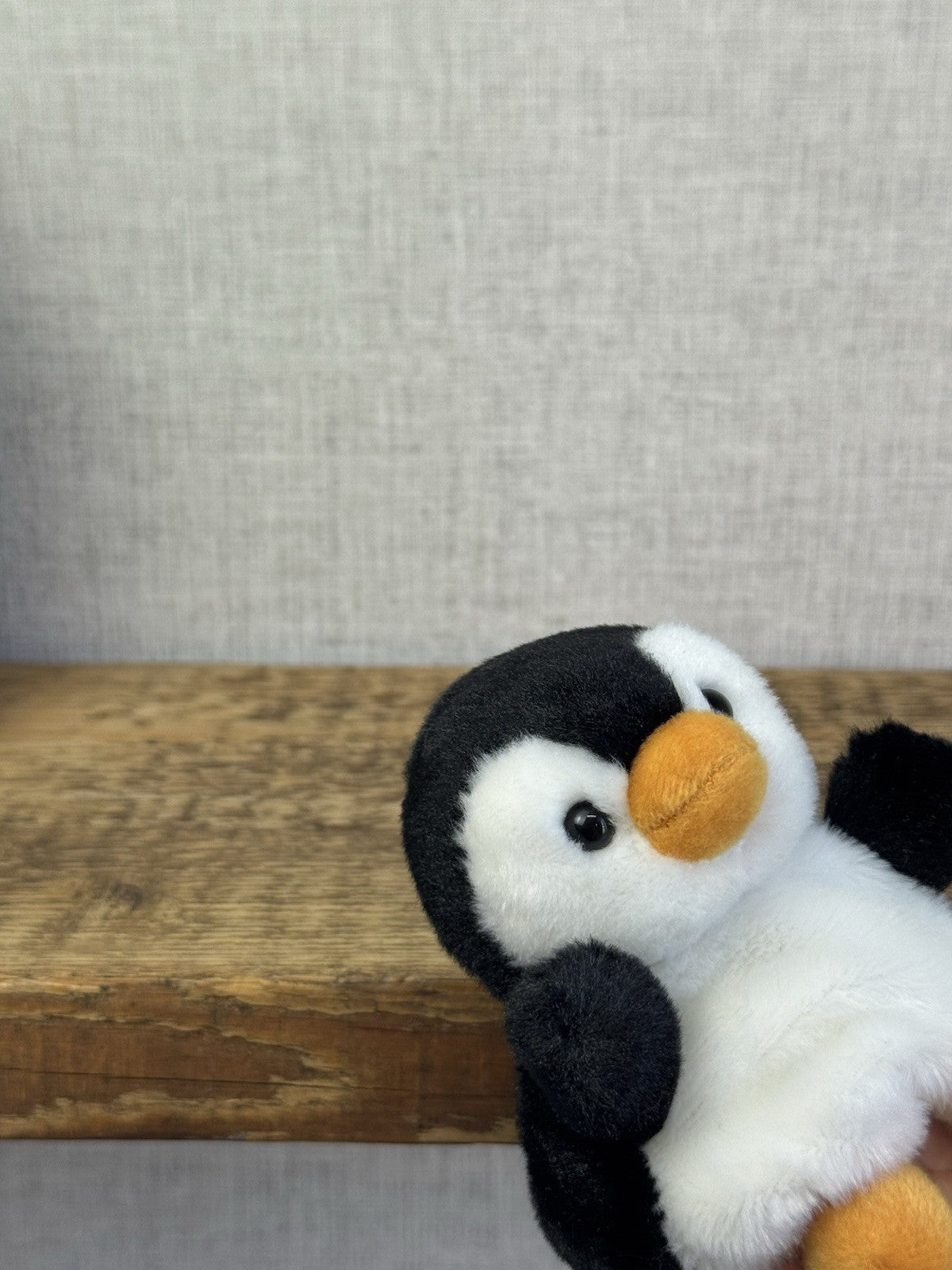 Aurora - Palm Pals Mini Beanbag Plush Chilly Penguin Mini Plush 5" 