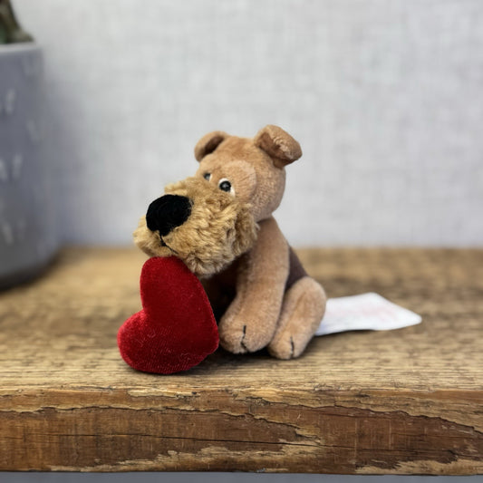 Russ Berrie Mini Beanie Schnauzer Dog Holding Heart - Miniature Soft Toy Tags 
