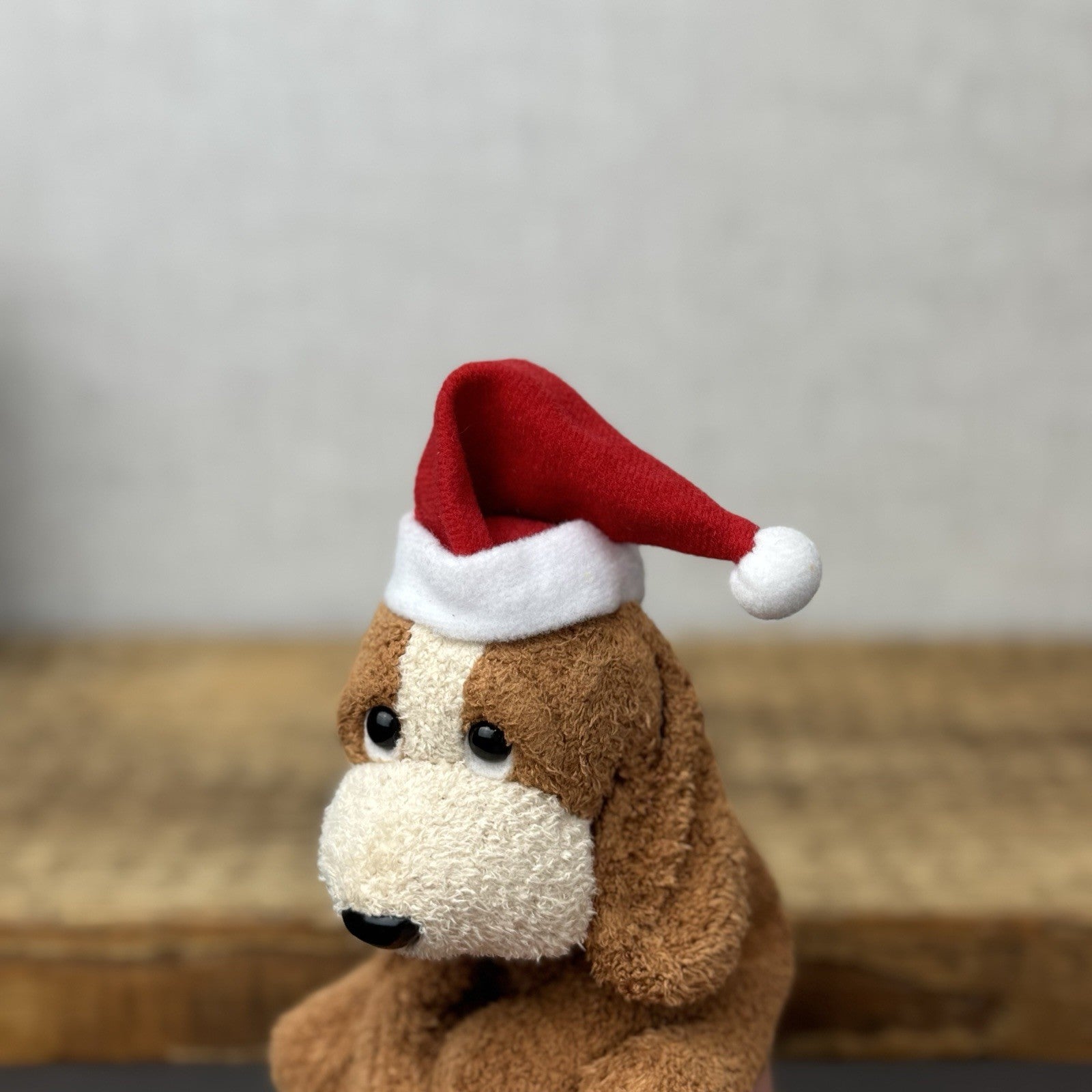 Russ Berrie Luv Pets Christmas Pup - Soft Toy With Christmas Hat Festive Beanie