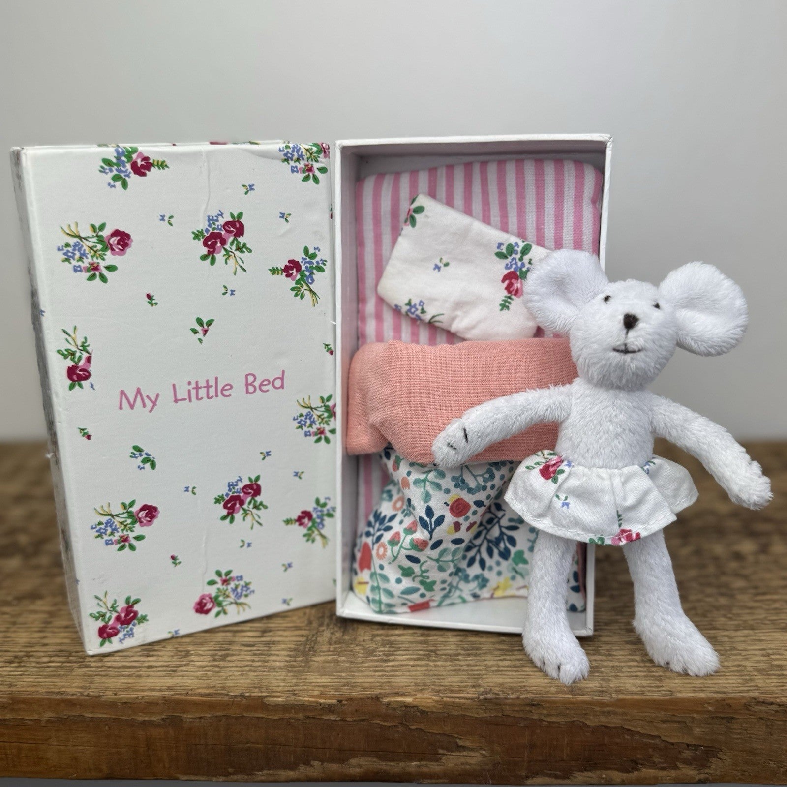 The Little White Company Little Mouse In A Bed - collectible (box damaged) 