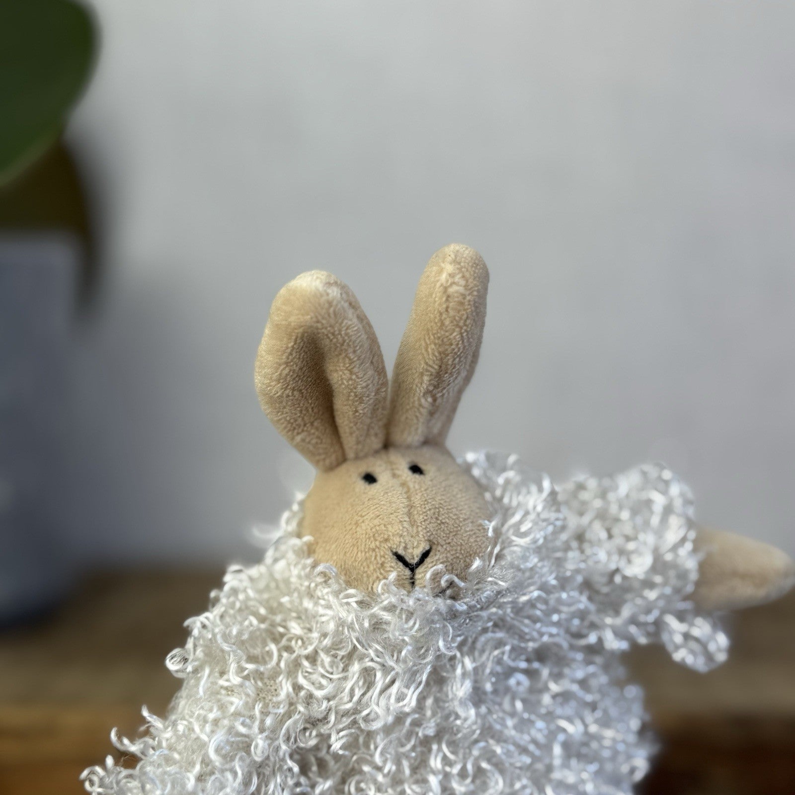 Jellycat Flutternutter Bunny - Vintage Rabbit Curly Jumper New Without Tags 5”