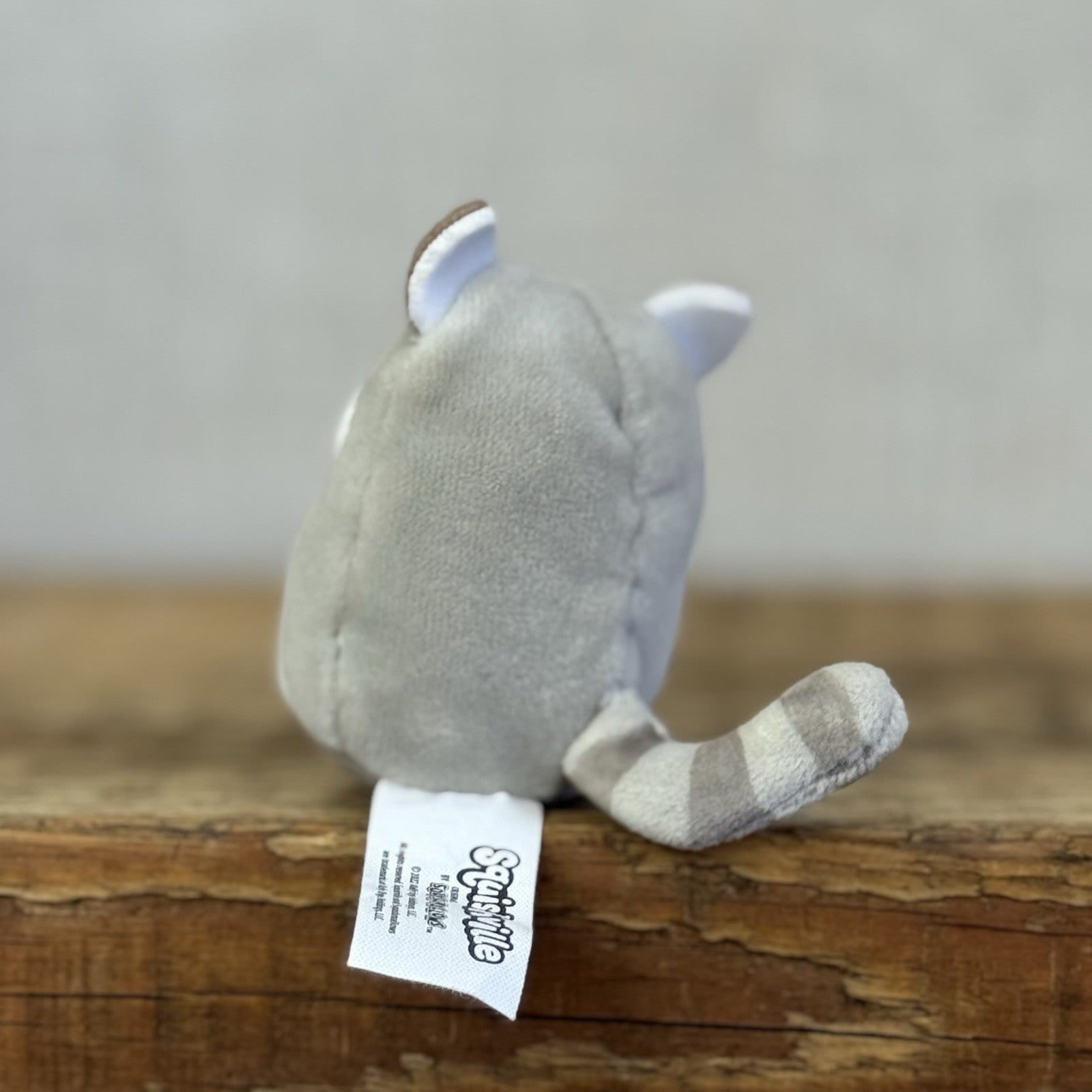 Squishmallow Squishville - Lauren Lemur Grey Striped Tail (Multi Buy Discount)