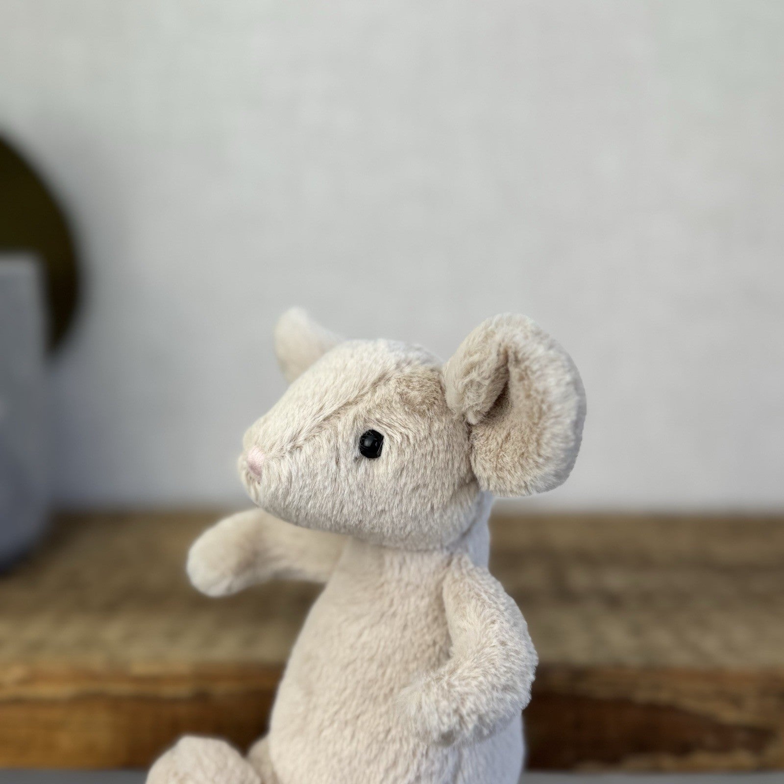 Jellycat Pipsy Mouse New Without Tags Beige Small Beanie Plush Mouse Retired 6"