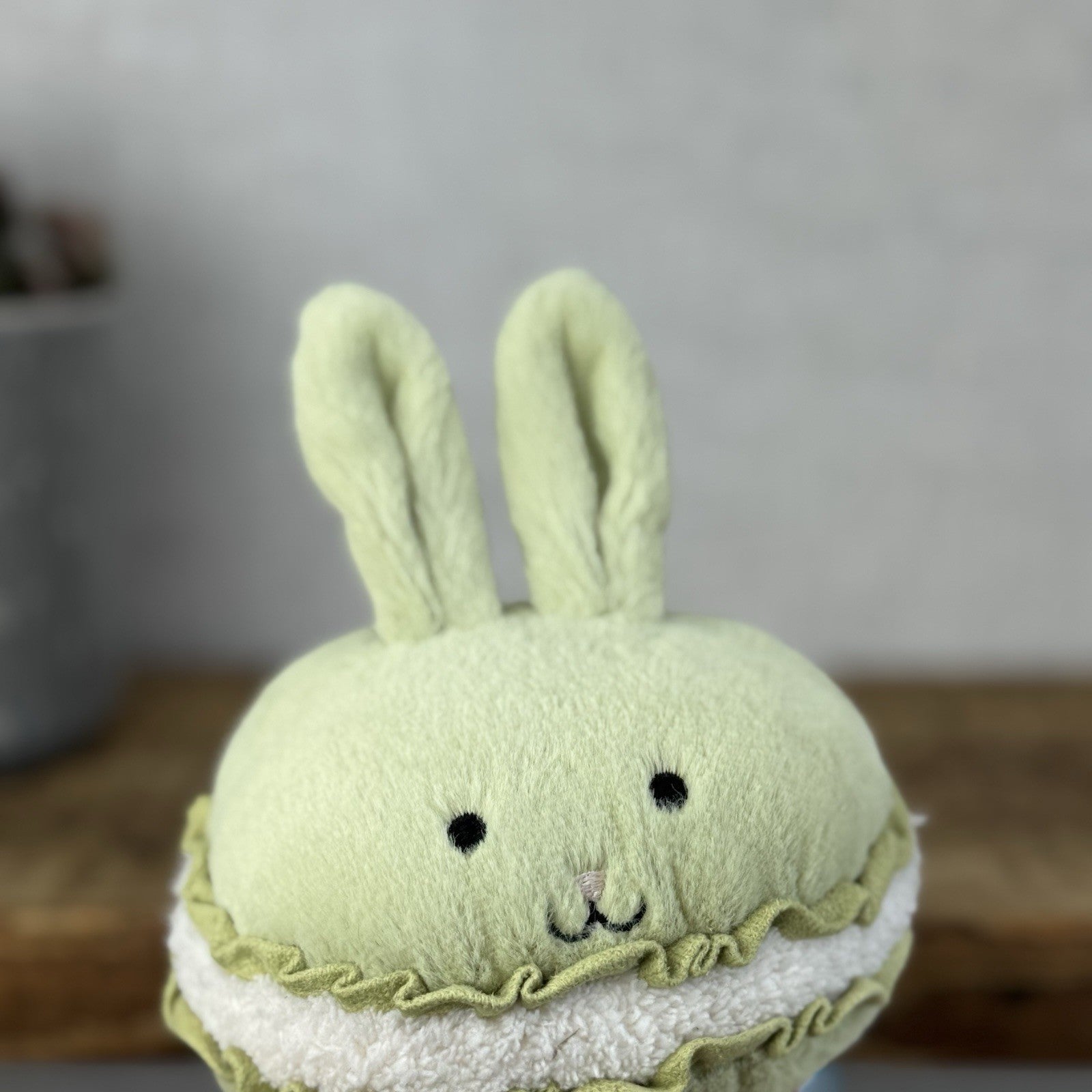 Jellycat Dainty Dessert Bunny Macaron - Green Bunny Amuseable New With Tags 5”