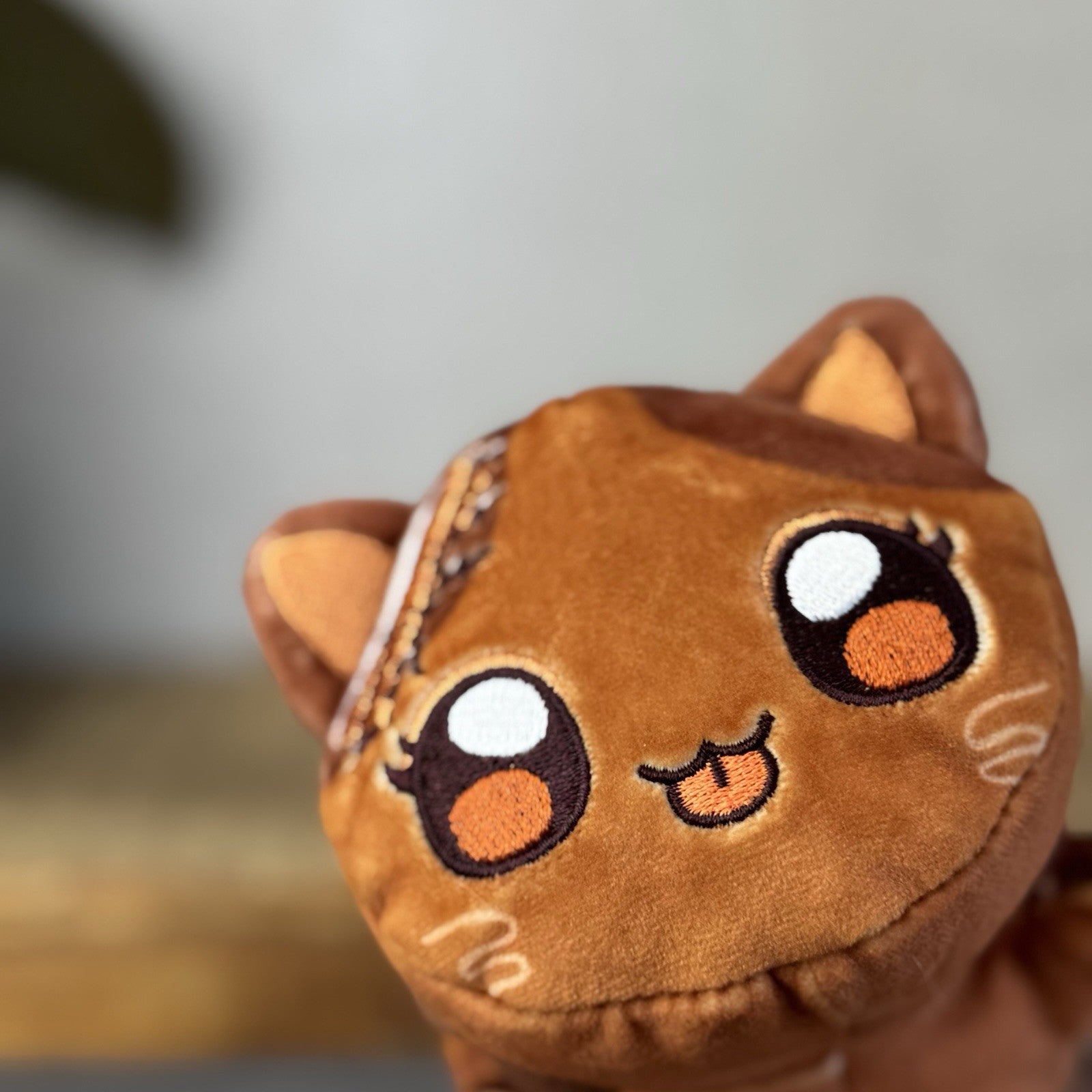 Aphmau MeeMeows - Chocolate Cake Kitty Brown Cute Pocket Money Pal Small Cat 5"