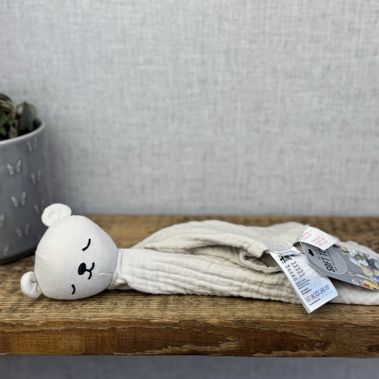 H&M Neutral Bear Home Cotton Muslin Comfort Blanket Neutral Soother NWOT 