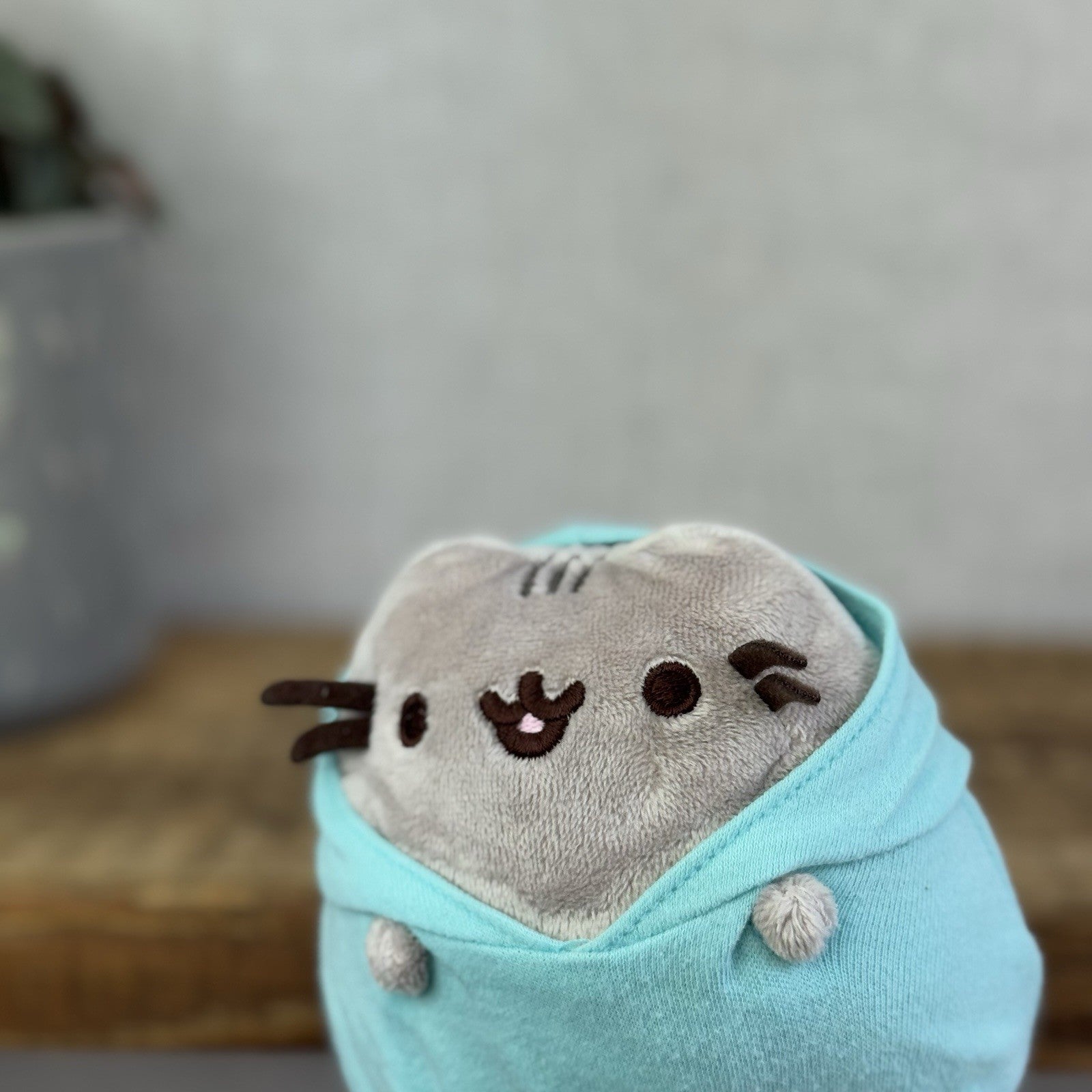 Gund Pusheen Cat - Mini Pusheen In Aqua Blue Hoodie - Spring 2019 Exlusive