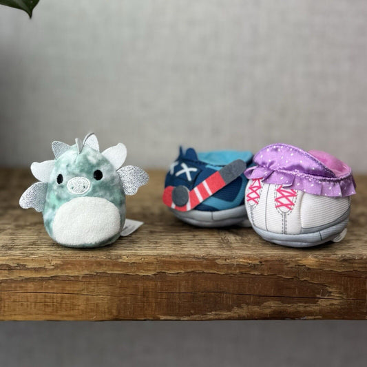 Squishmallow Squishville On Ice Accessory Set - Will Grey/Silver Dragon 2"