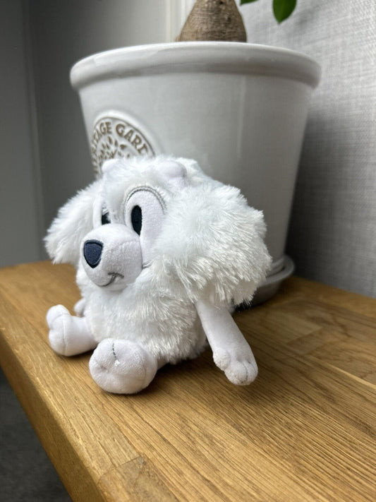 Small Lila Soft Toy - Maltese Dog - Bluey Plush Lilah - Moose Toys 6”