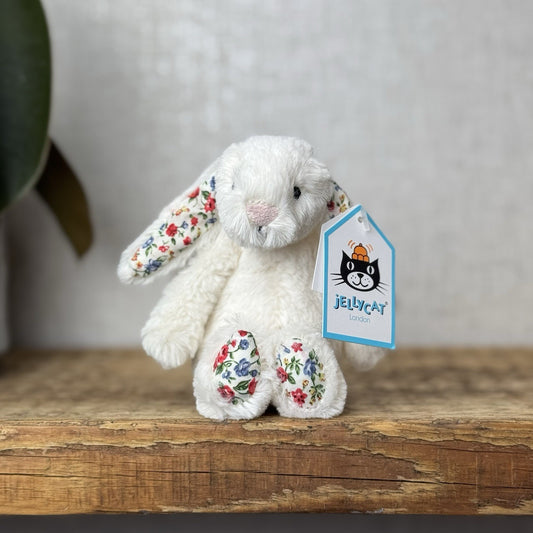 Jellycat Baby Cream Blossom Bashful Bunny - Baby Cream Rabbit New With Tags 5”