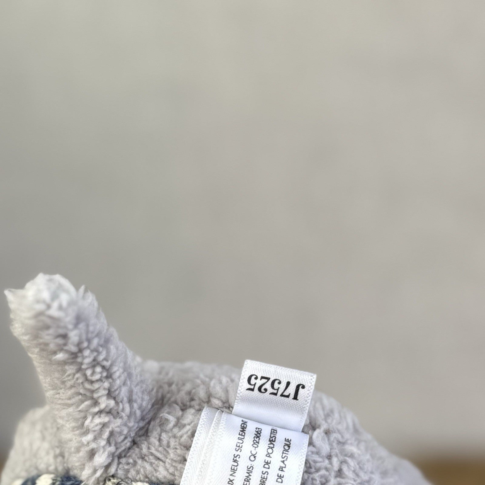 Jellycat Lingley Elephant - Texture Grey Elephant Blue Jumper Retired Beanie 11”