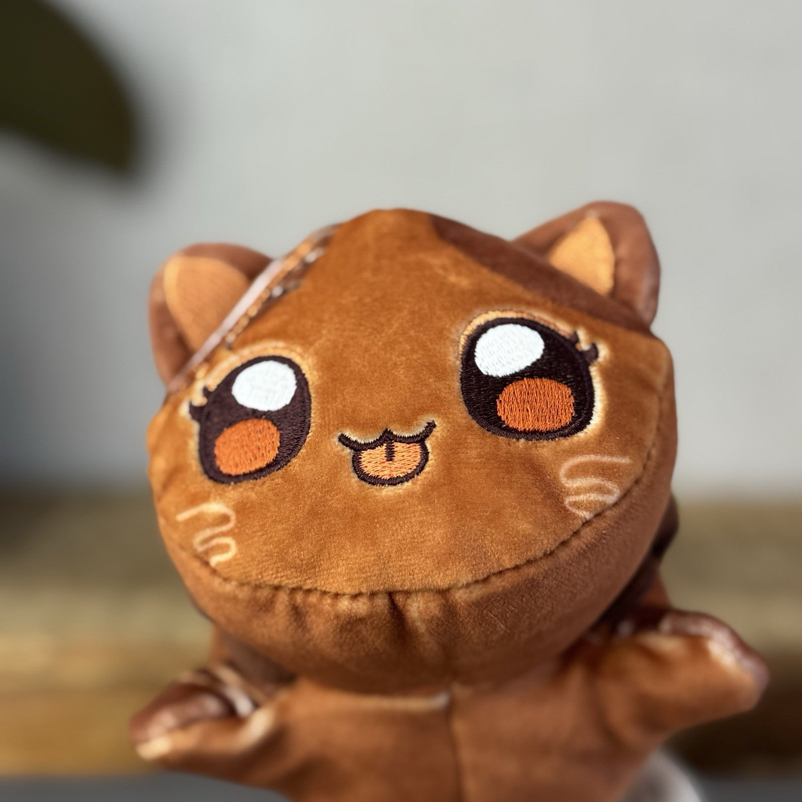 Aphmau MeeMeows - Chocolate Cake Kitty Brown Cute Pocket Money Pal Small Cat 5"