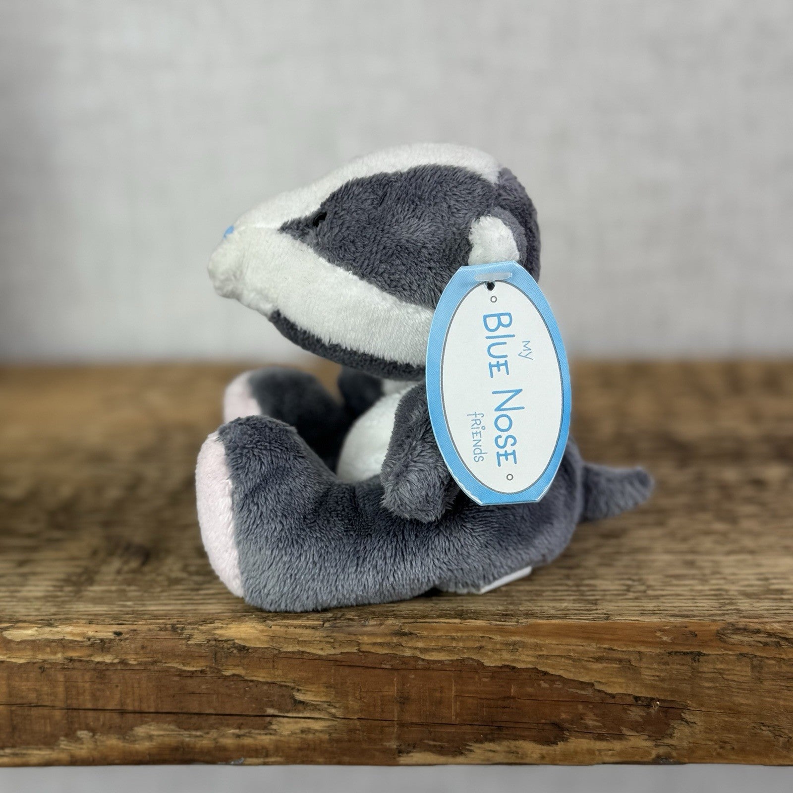 Blue Nose Friends Bracken Badger #25 - Small Grey/White Badger Soft Toy Beanie 