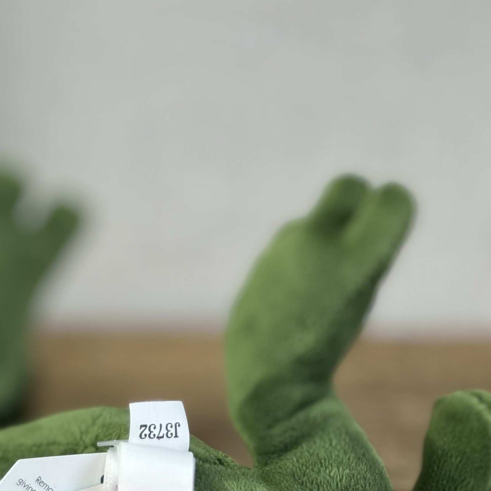 Jellycat Little Frederick Green Frog Prince Gold Crown - New With Tags 