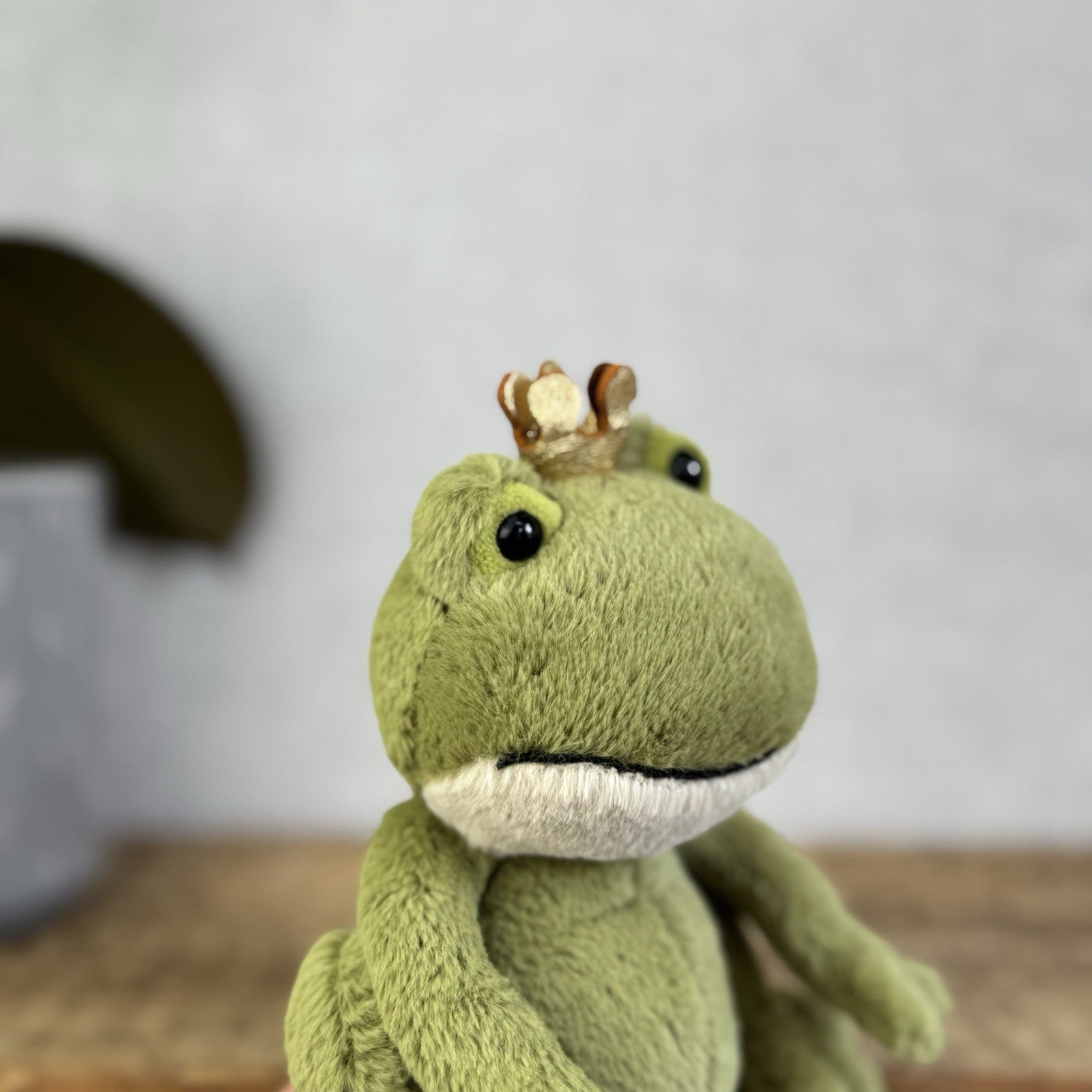 Jellycat Small Felipe Frog Prince - Little Frog In Crown - Jellycat Frog Small