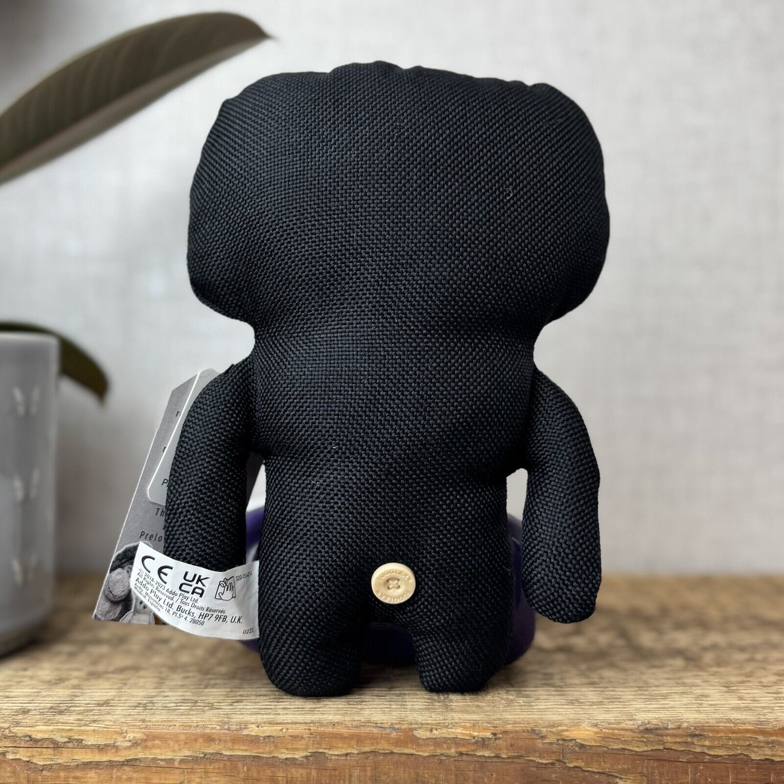 Fuggler Laboratory Misfits - Annoyed Alien - Black Alien Multicoloured Eyes (2)
