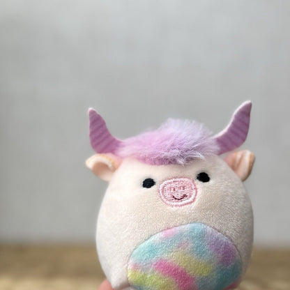 Squishmallow Squishville - Dagnus Highland Cow - Mini Pink Tie Dye Cow Plush 2" 