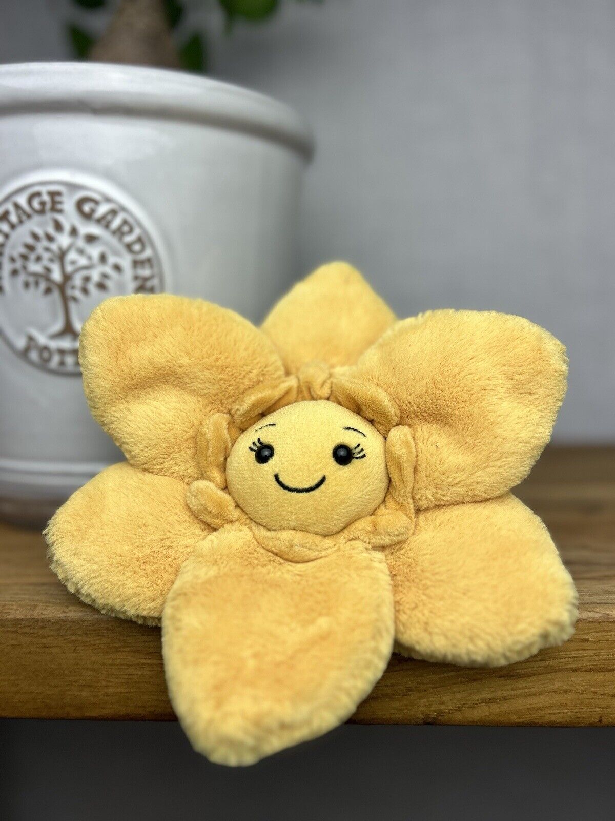 Jellycat Fluery Yellow Daffodil Small - Jellycat Daffodil - Small Flower Plush 