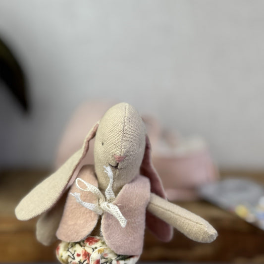 Maileg Baby Rabbit Bunny With Fluffy Pink Carrycot - Retired Rare Pristine Mini