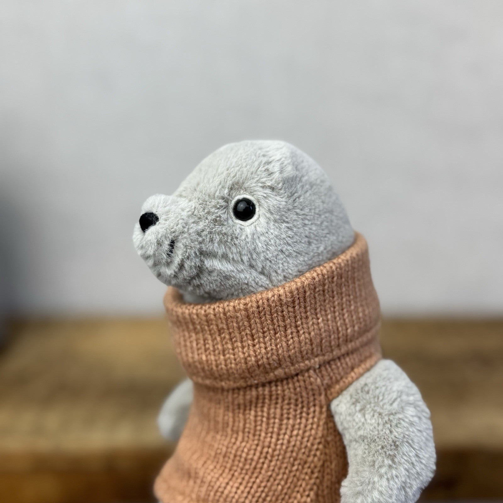 Jellycat Cozy Crew Seal - Seal Beanie In A Jumper Poloneck Plush Retired  8"