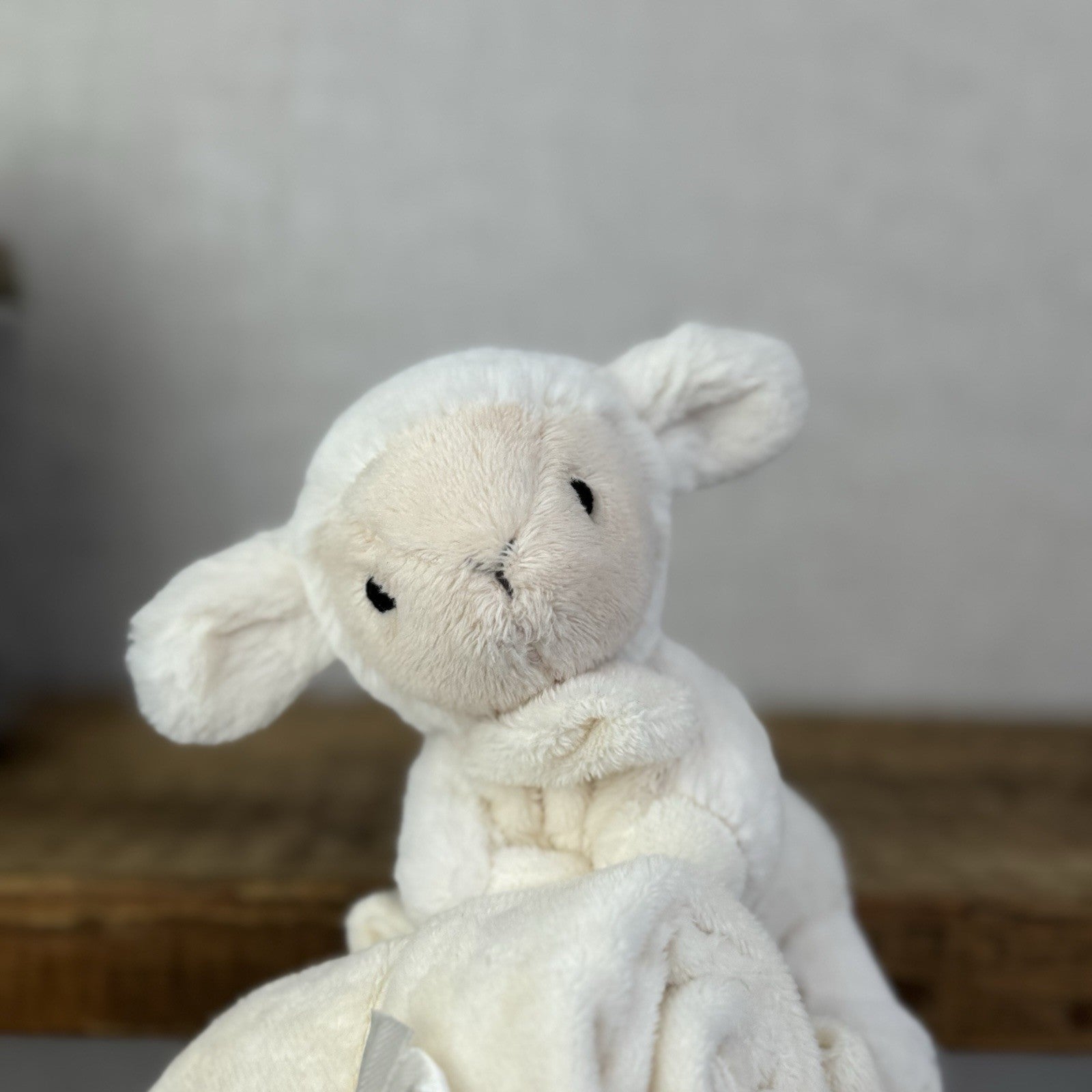 Jellycat Bashful Lamb Soother - Sheep Comfort Blanket Cream Unisex NWOT 