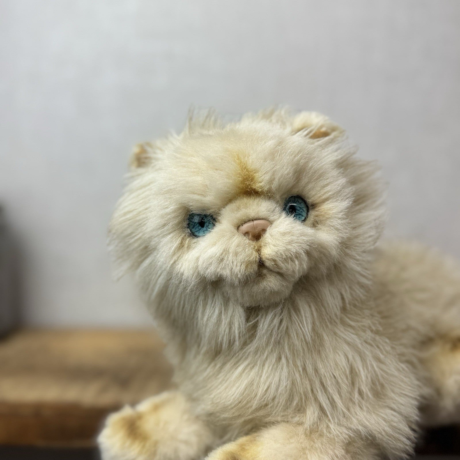 EJ Classics Persian Cat Kitten Blue eyes - Fluffy Realistic Vintage Cat Soft Toy