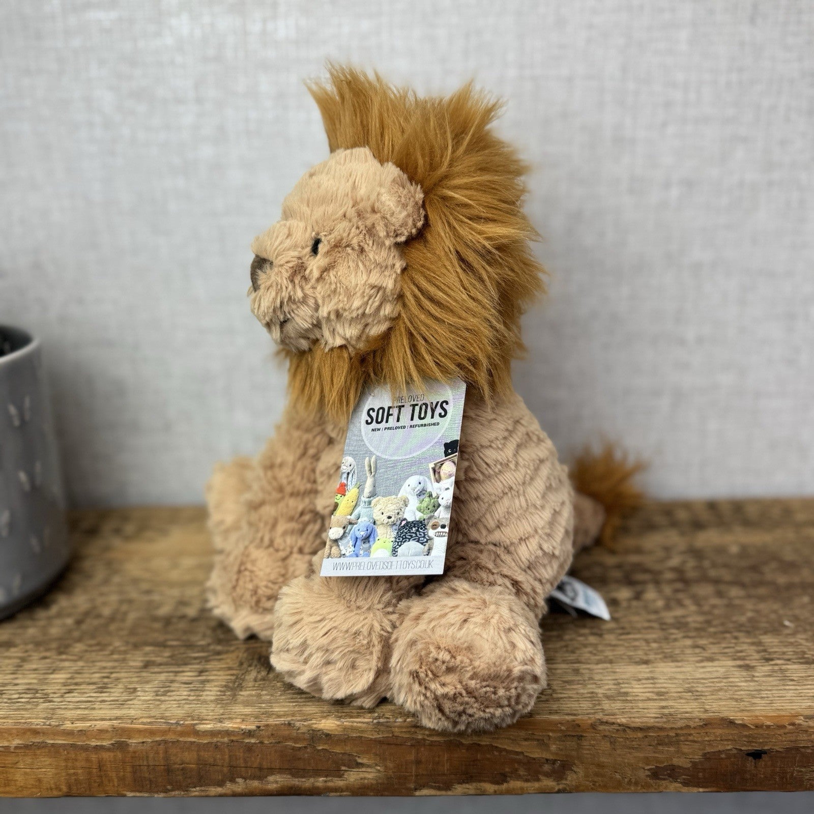 Jellycat Medium Fuddlewuddle Lion - Textured Sitting Lion Beanie Soft Toy 9”