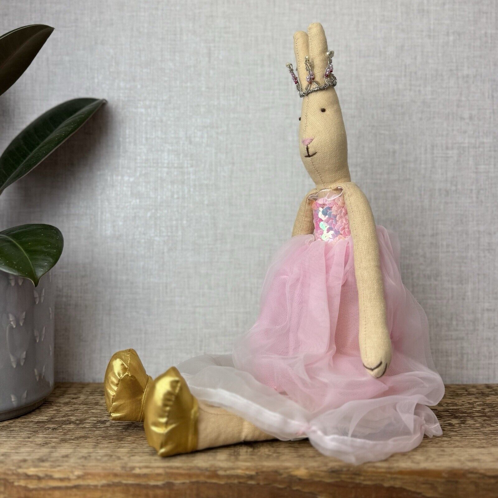 Maileg Medium Bunny Princess - Crown, Dress, Bloomers & Gold Shoes - Early 2012