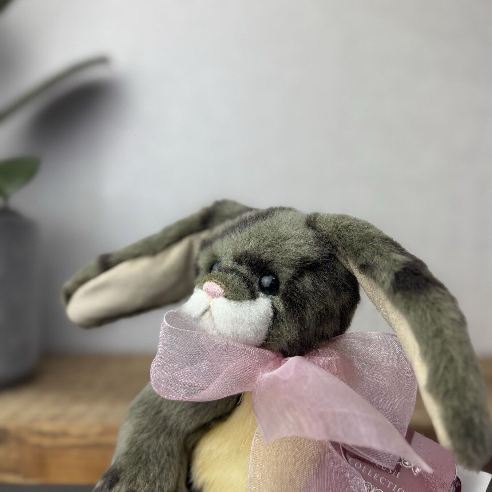 Charlie Bear Bunya - Small Rabbit Plush Collection Isabelle Lee - CB192023C 9”