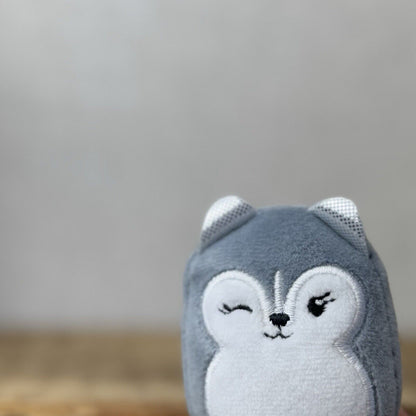 Squishmallow Squishville - Heidi The Winking Wolf - Small Grey Wolf 2” Squish