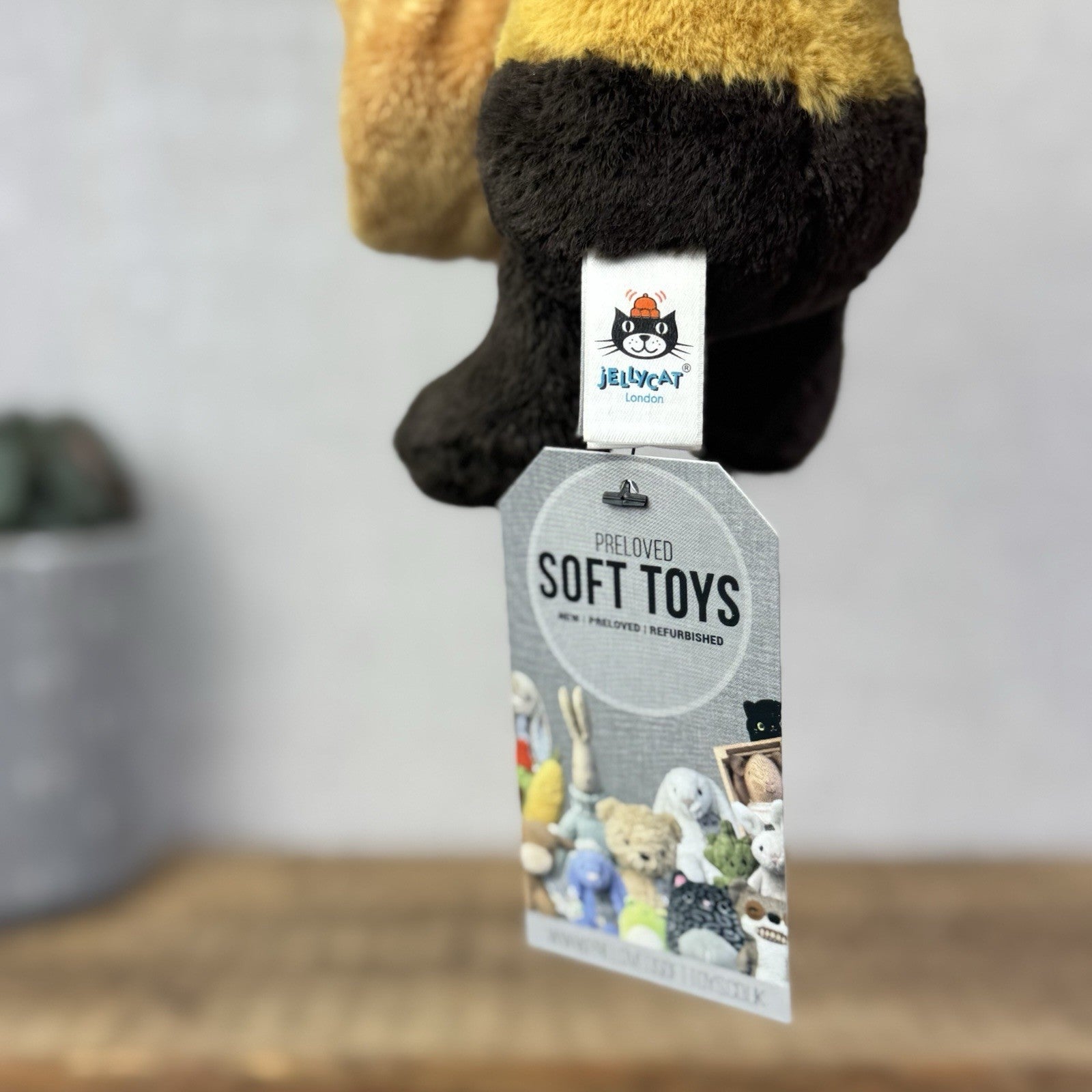 Jellycat Bashful Bee Soother - Bumble Bee Comforter Neutral Baby Gift NWOT 