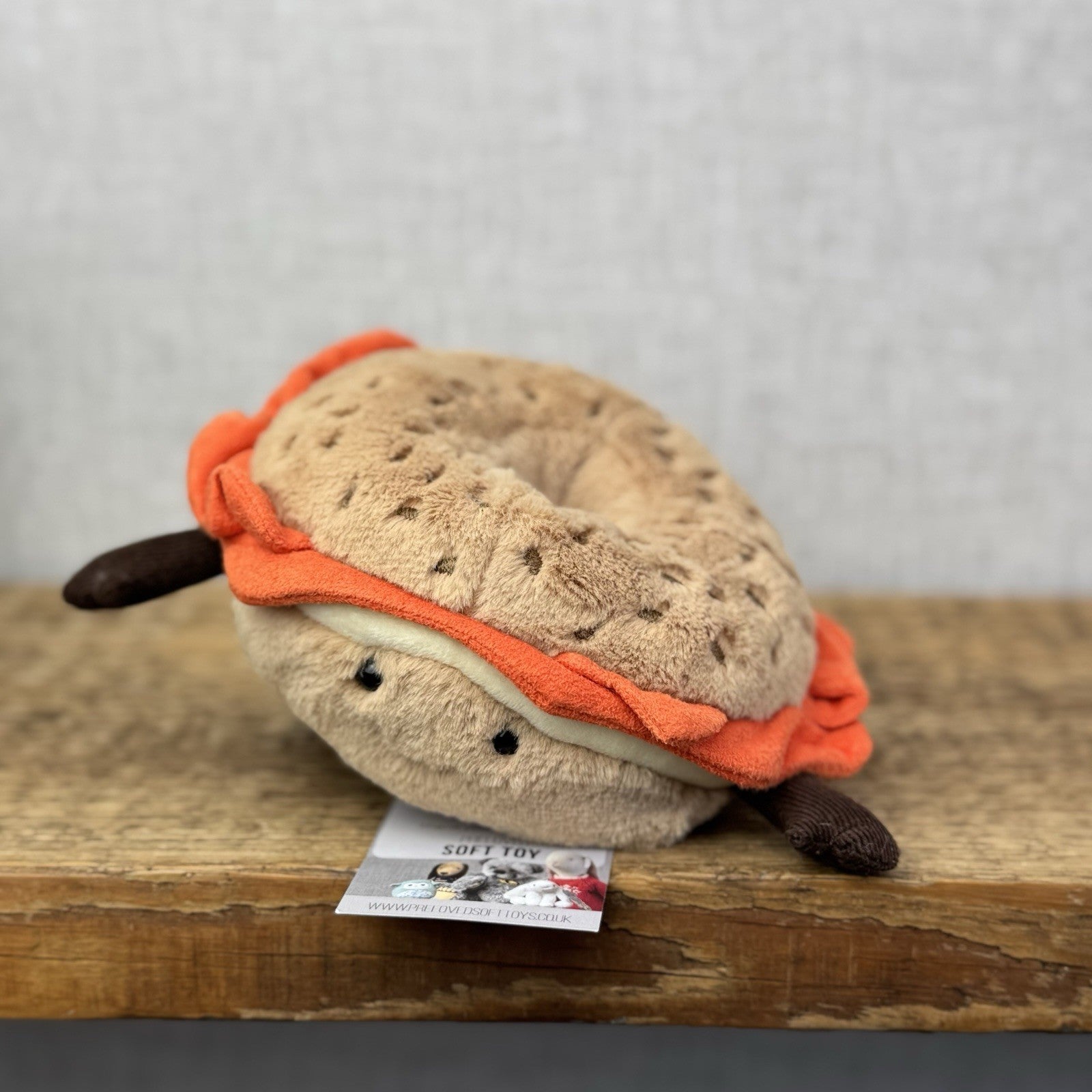 Jellycat Amuseable Bagel