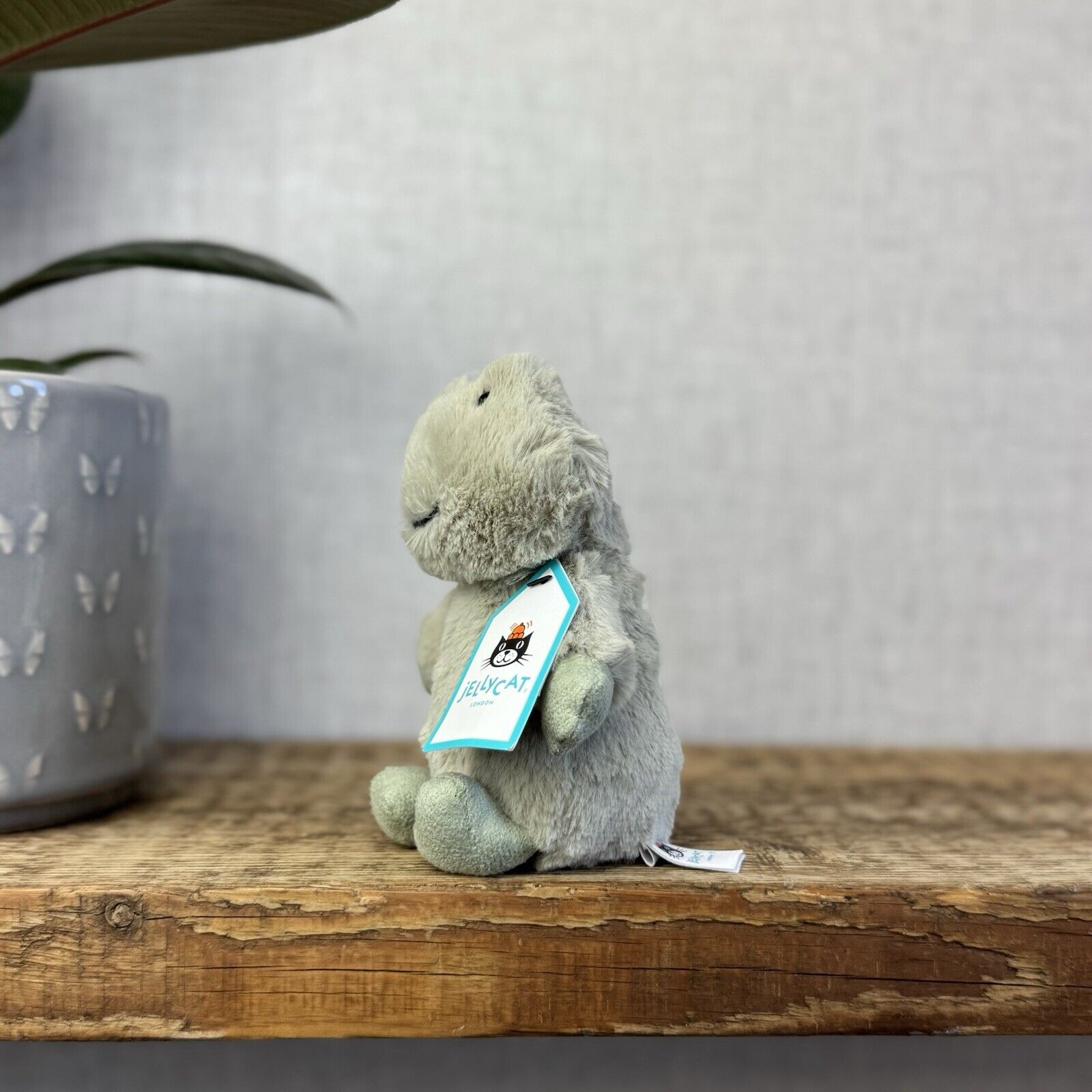 Jellycat Nippit Frog - New With Tags - Small Pale Green Standing Frog Beanie 5”