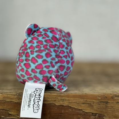 Squishmallow Squishville - Chelsea The Cheetah - Leopard Pink/Blue Mini 2"