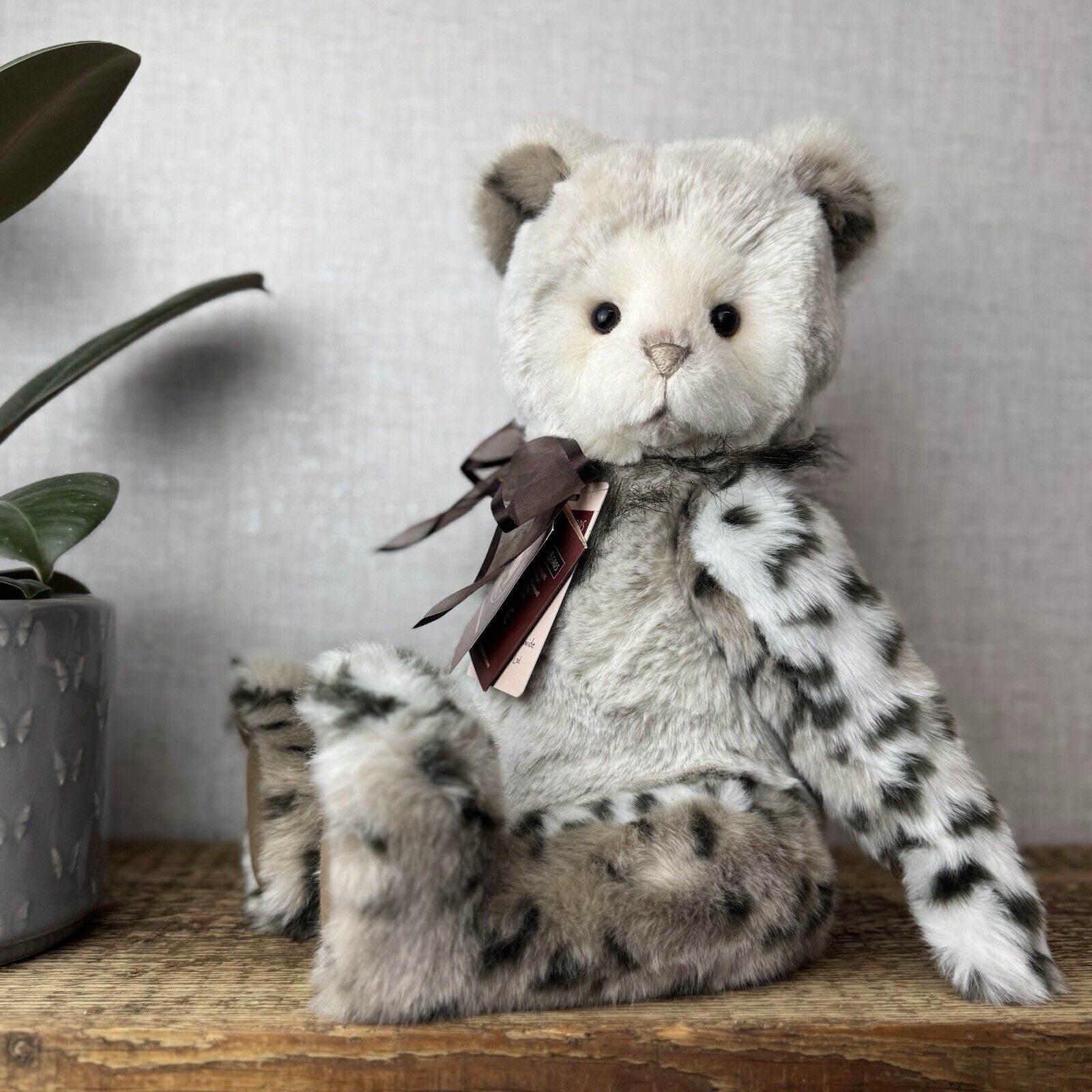 Charlie Bear Genevieve - Plumo Collection - Isabelle Lee Bear Neutral Bear 17”