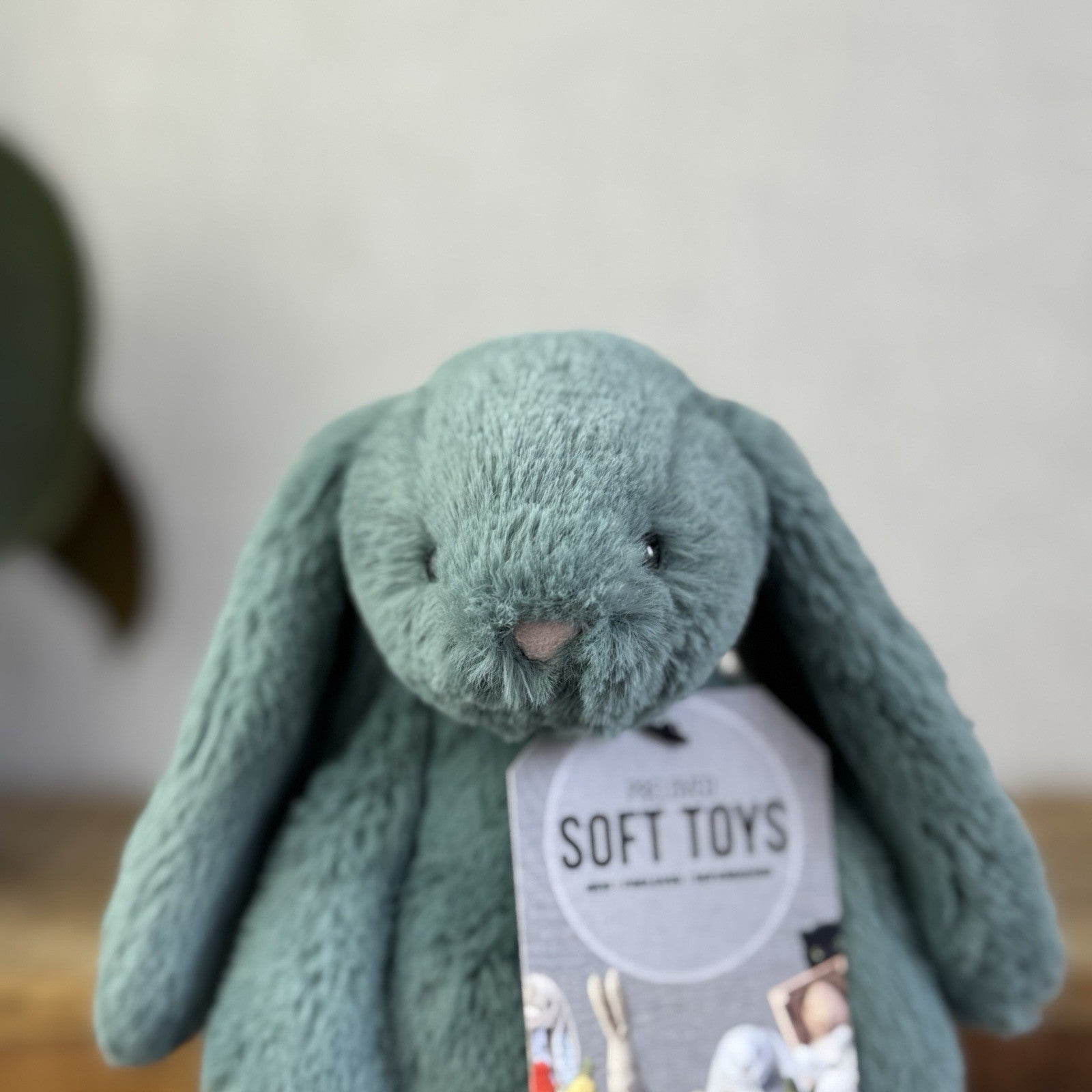 Jellycat Small Bashful Ivy Bunny - Retired Green Bunny Chrismas Release 8"
