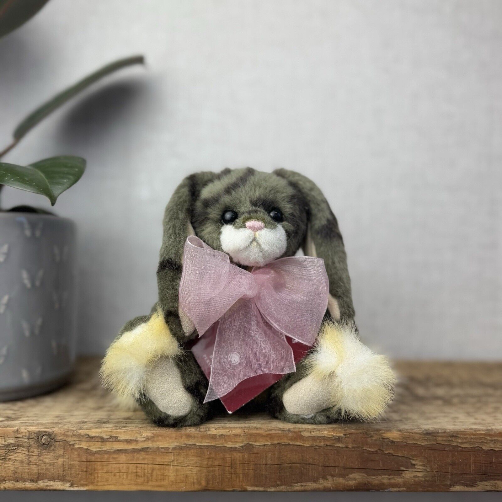 Charlie Bear Bunya - Small Rabbit Plush Collection Isabelle Lee - CB192023C 9”
