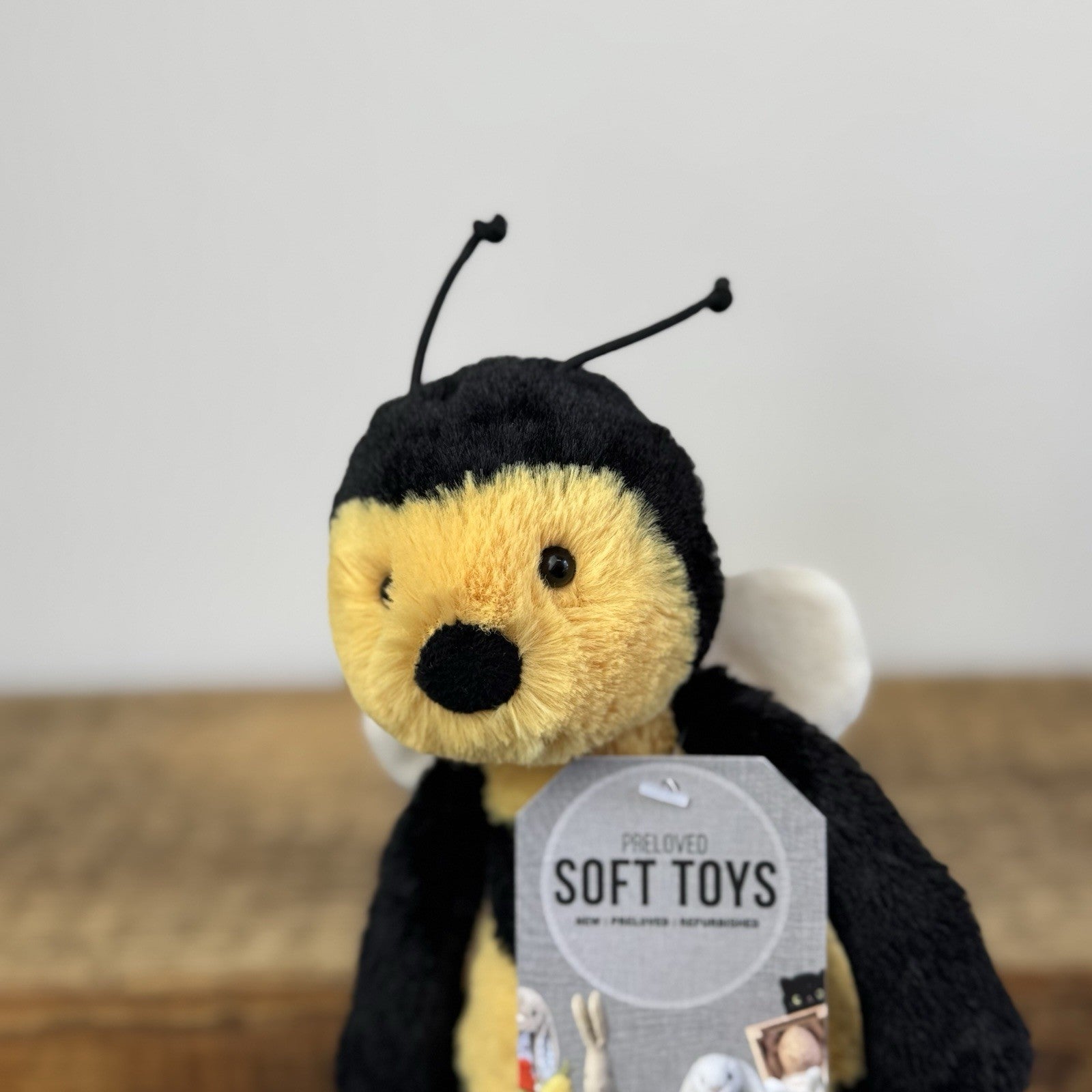 Jellycat Small Bashful Bumble Bee - Retired Small Bee Soft Toy 8" (Old style)
