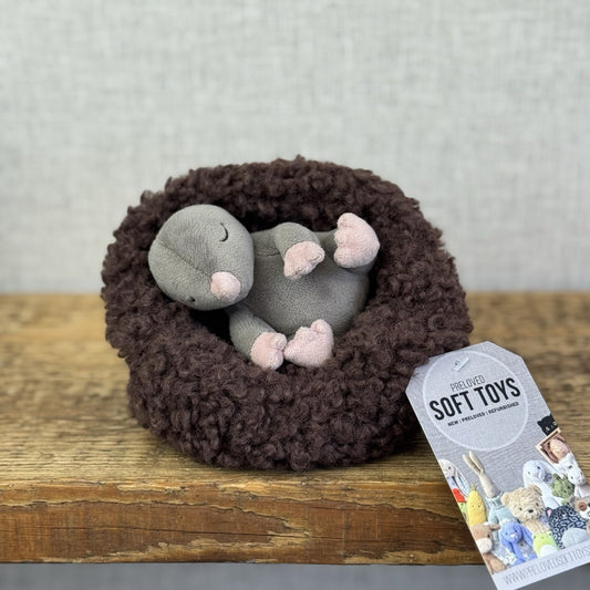 Jellycat Hibernating Mole- Baby Sleeping Mole & Nest Soft Toy Plush Cute NWOT 5”