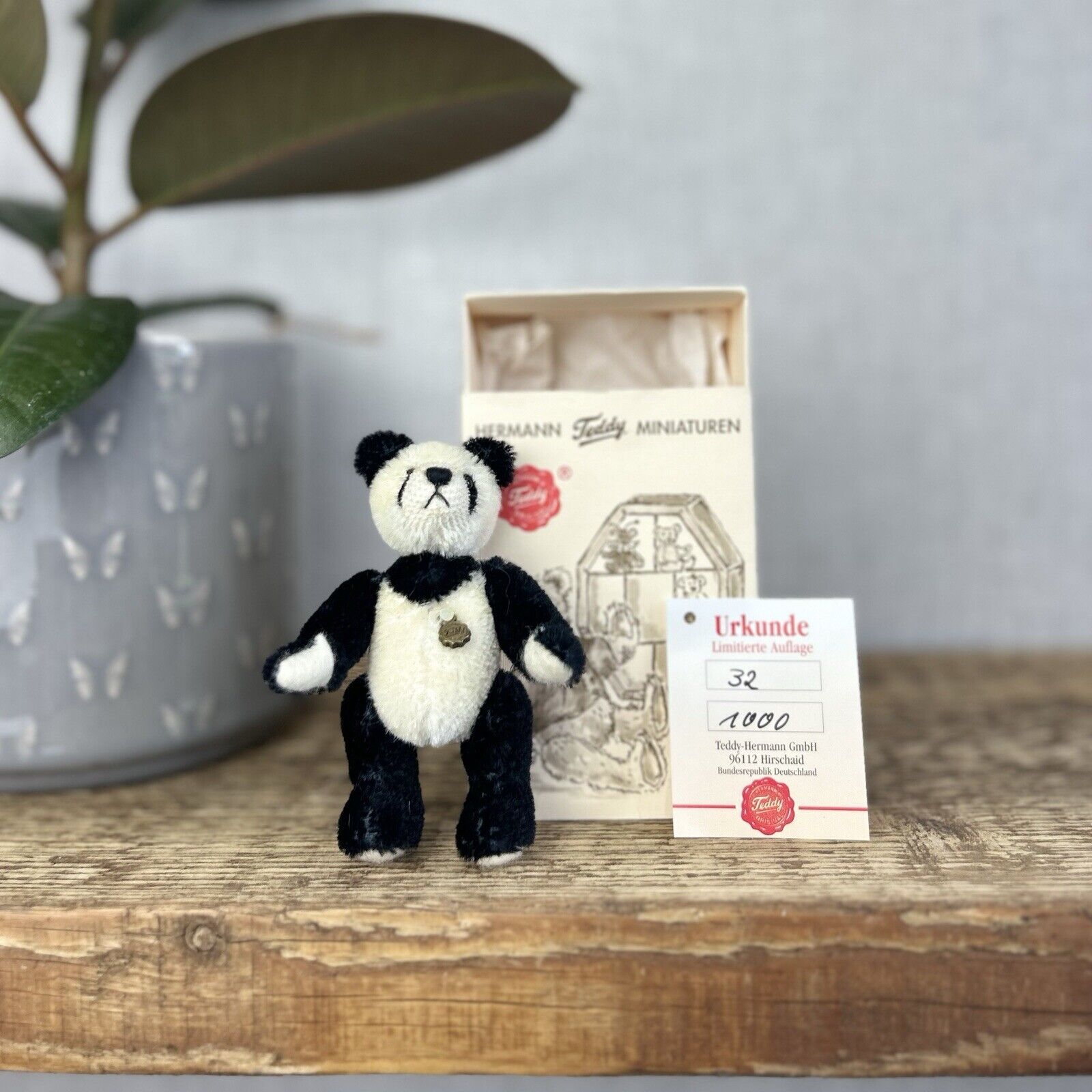 Teddy Hermann Miniature Panda - Tiny jointed Panda Bear Artist Bear With Box 9cm