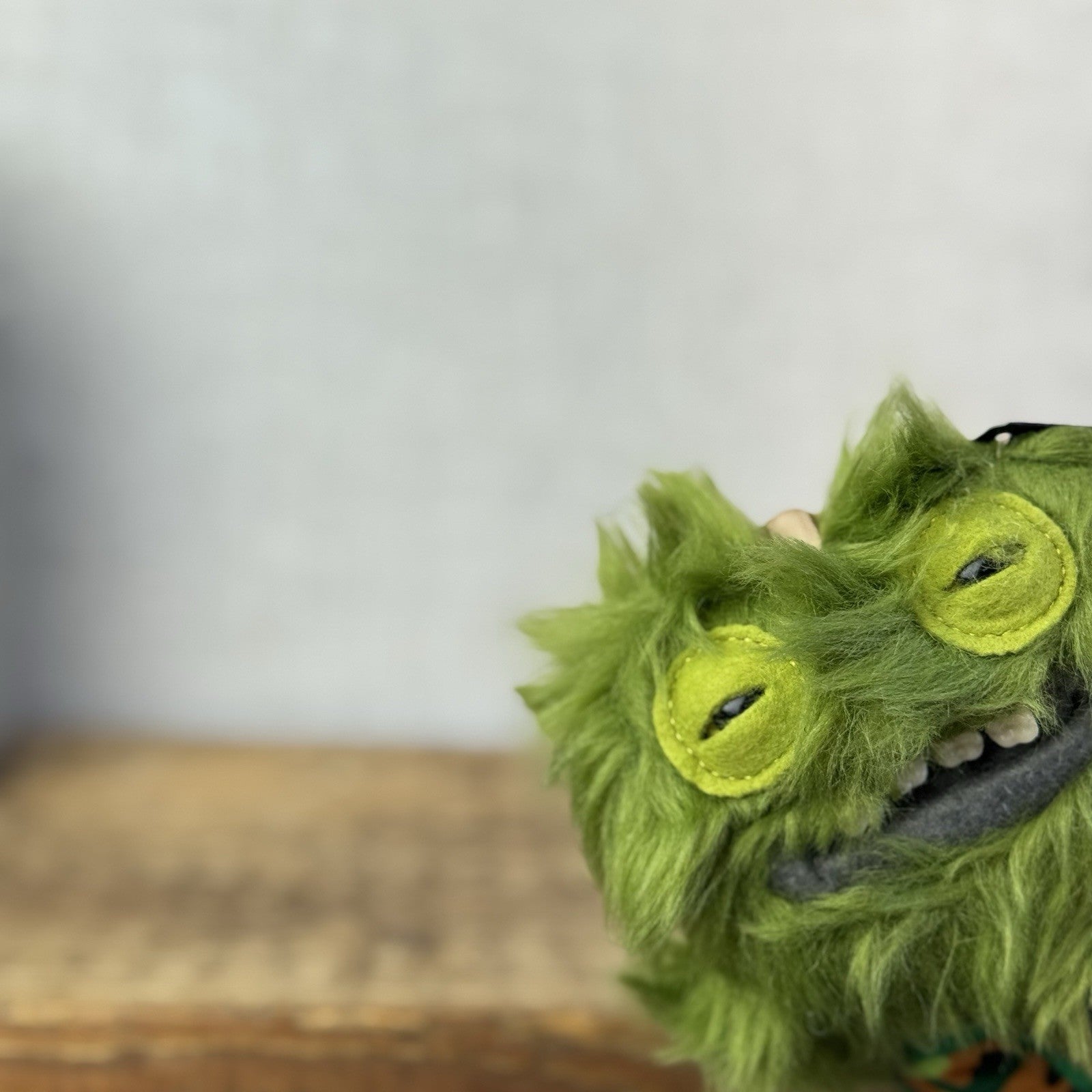 Fuggler Keyring Plush Bag Clip Toy - Mini Underoo Mcgoo Green Series 4 NWT
